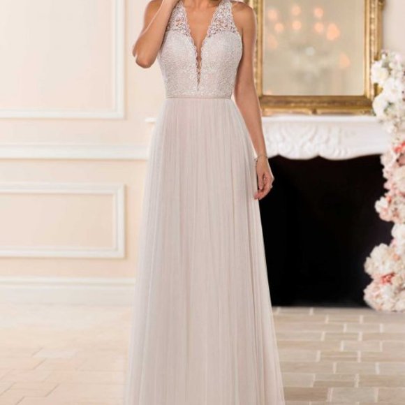 NEW Stella York for Essense of Australia Blush Lace Halter Wedding Dress Size 2 - Picture 3 of 11